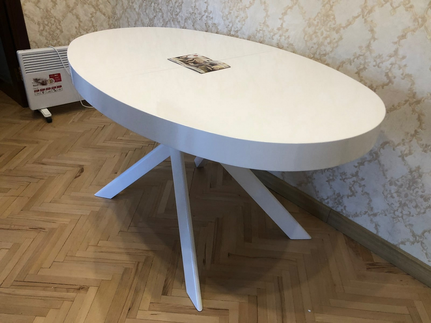 Обеденный стол Casa Mobile BEZZO 1400 EV - белый глянец фото